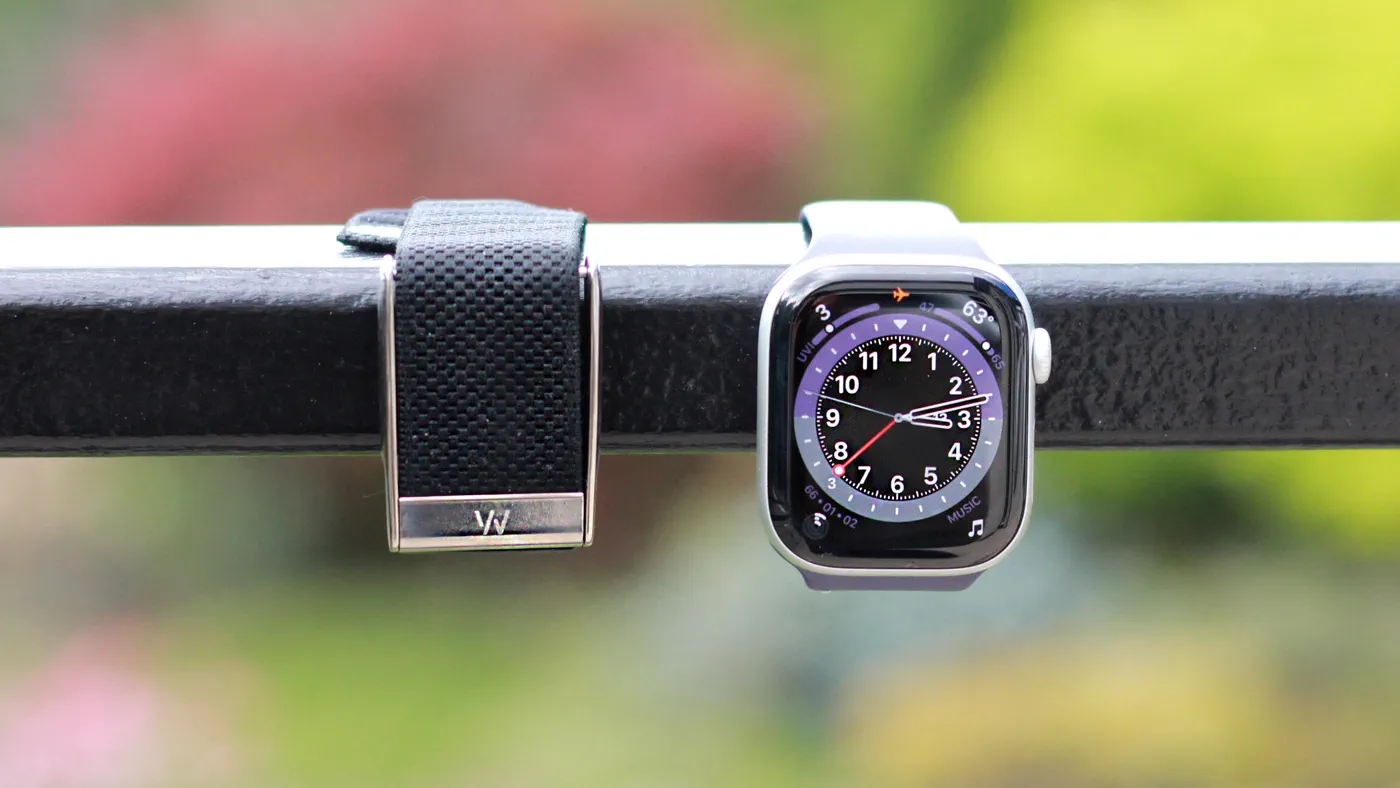 Apple 探索无屏幕健身手环，正面对标 Whoop 与 Fitbit Air