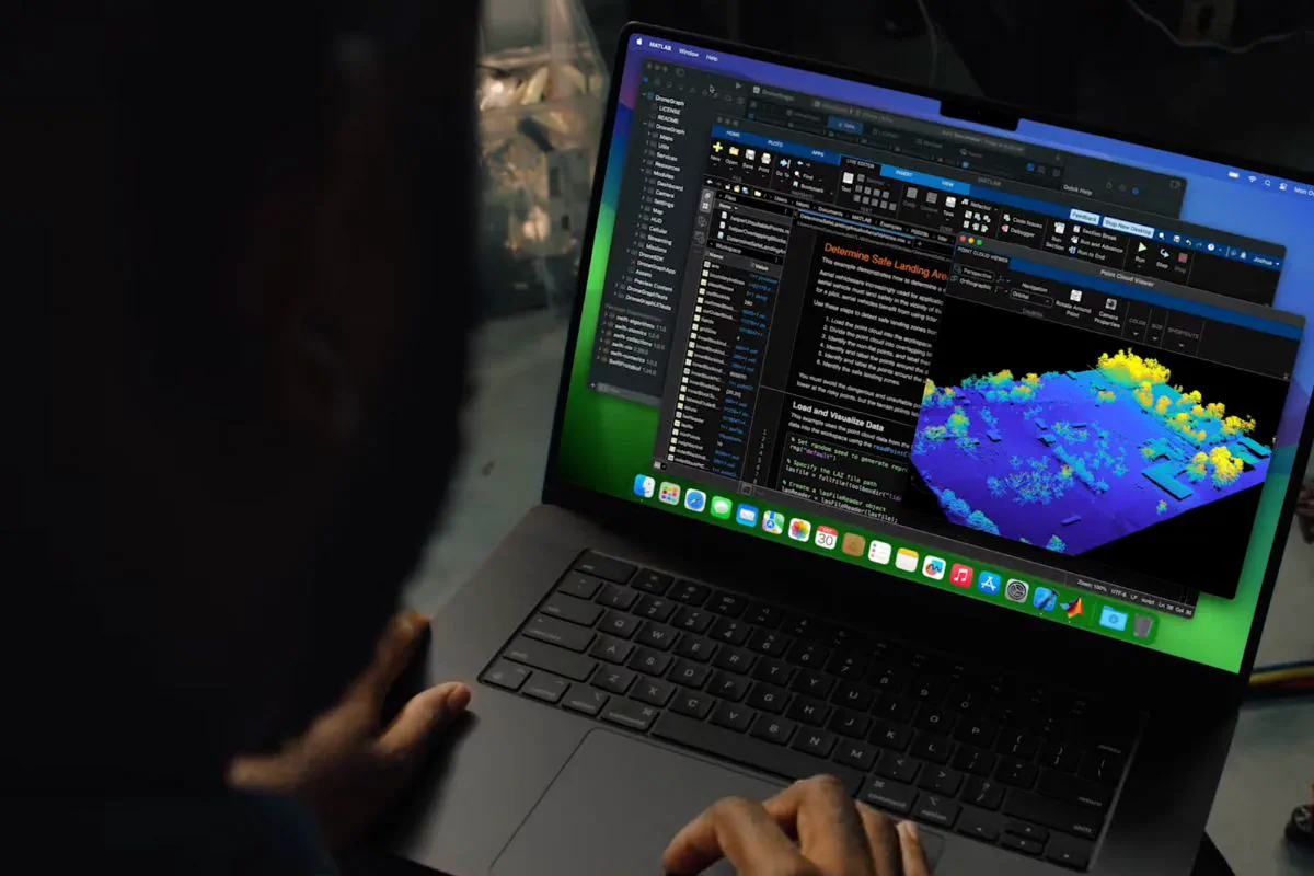 OLED MacBook Pro Redesign Rumored to Be 'Significantly Lighter'